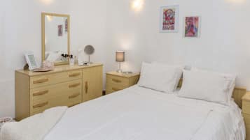 1 bedroom, iron/ironing board, free WiFi, bed sheets