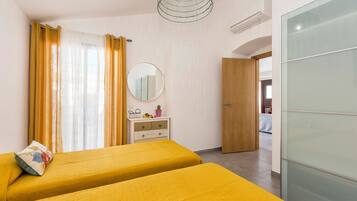 2 quartos, ferros/tábuas de passar roupa, Wi-Fi de cortesia