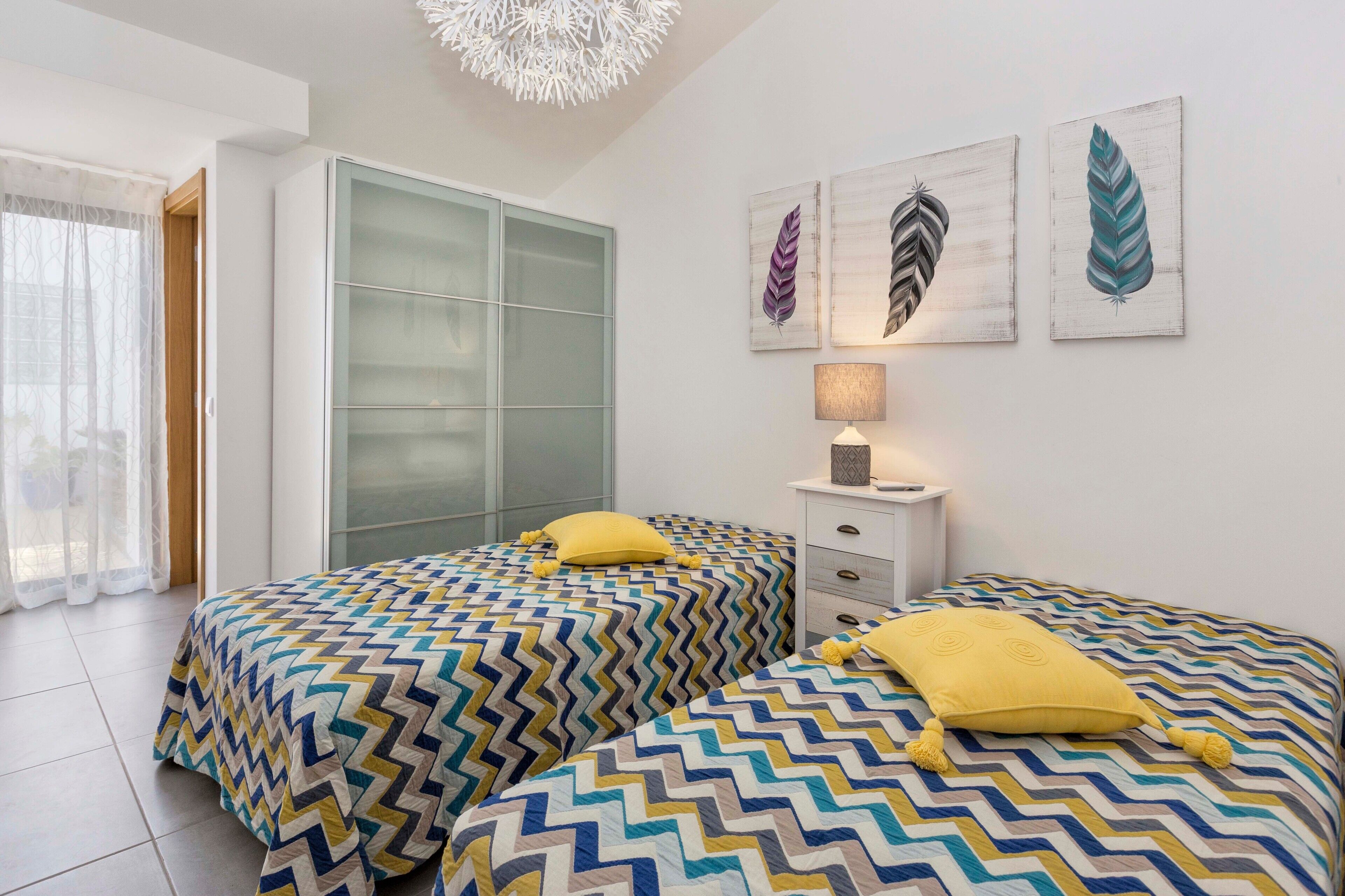 2 bedrooms, iron/ironing board, free WiFi, bed sheets