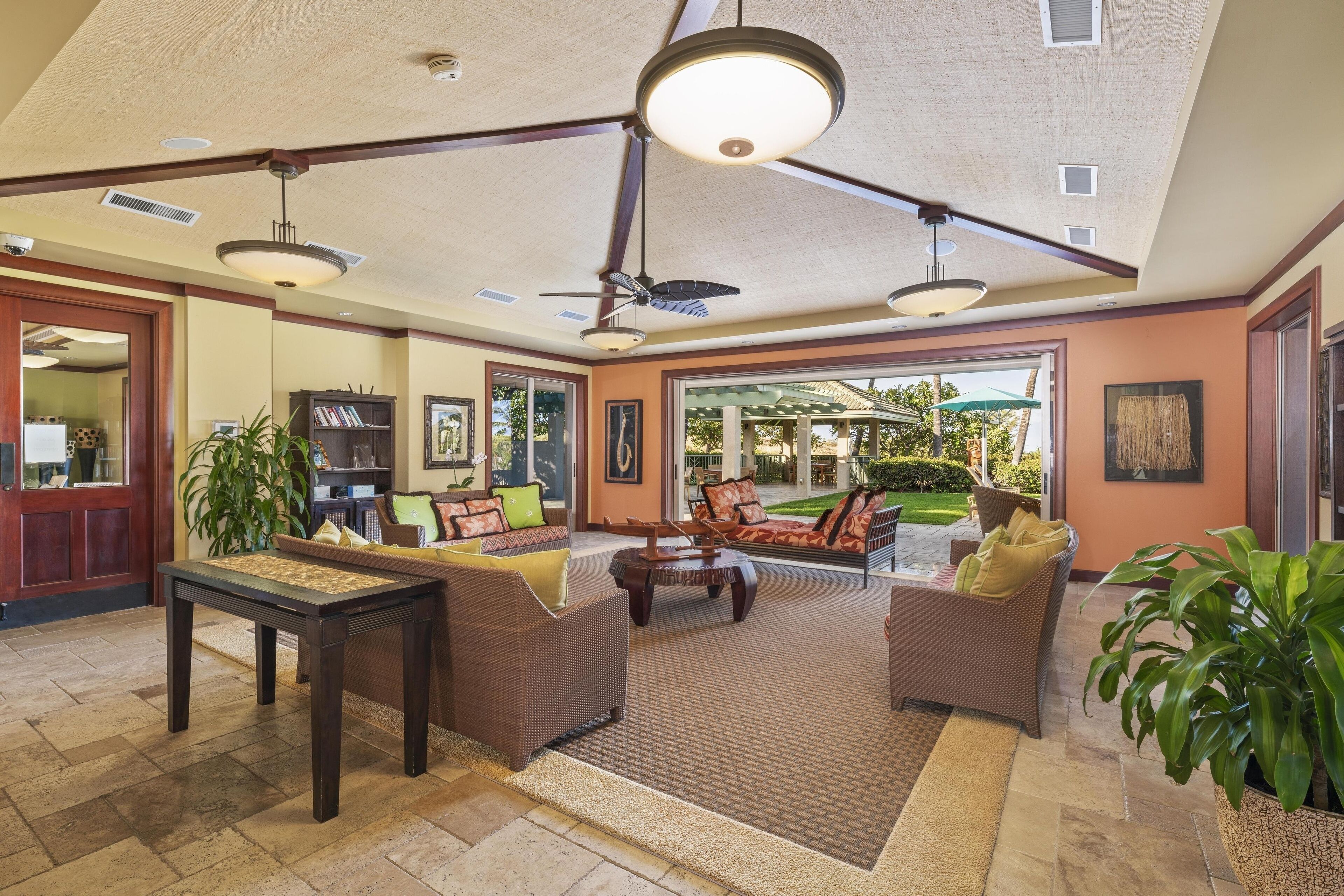 Condo, 3 Bedrooms | Interior