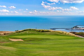 Condo, 3 Bedrooms | Golf