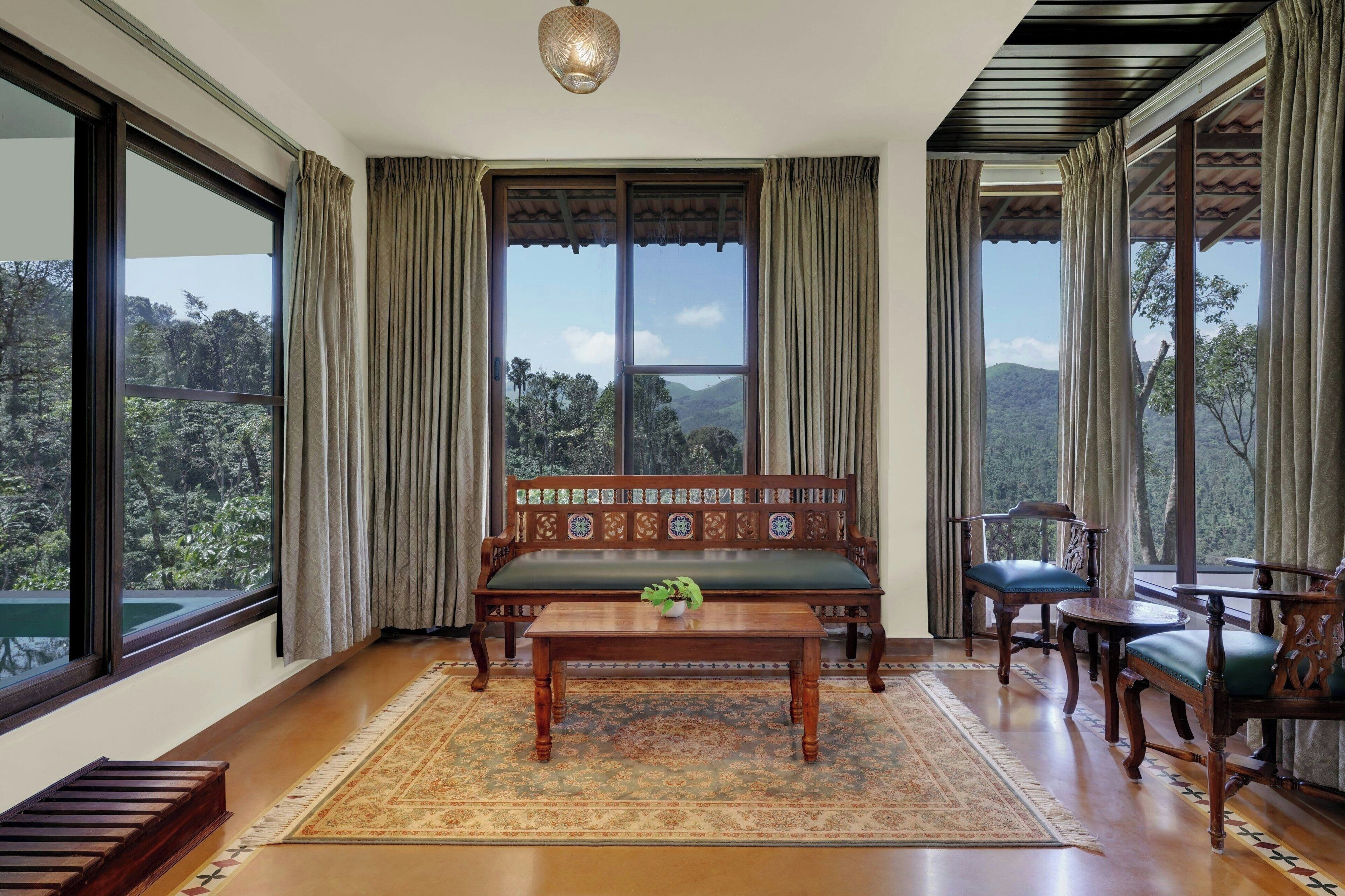 32-吋 LCD 液晶電視、衛星頻道、電視