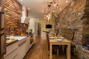 Family Villa, Multiple Bedrooms, Mountainside (Villa Okra With Pool) | Private kitchen