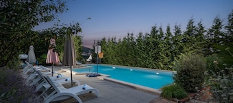 Villa Okra With Pool