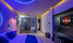 Phòng đôi Premier | Bộ đồ giường cao cấp, nệm cao su hoạt tính (memory foam)