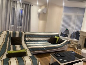 Talo | Oleskelualue | Takka