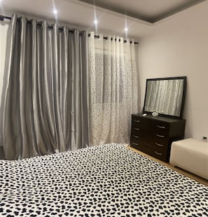 House | 2 bilik tidur, seterika/papan seterika, Wi-fi percuma, cadar katil
