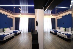 Club Triple Room