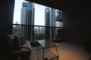 City Studio | Balcony view - Clever Guest Elite Downtown studio (Dubai)
