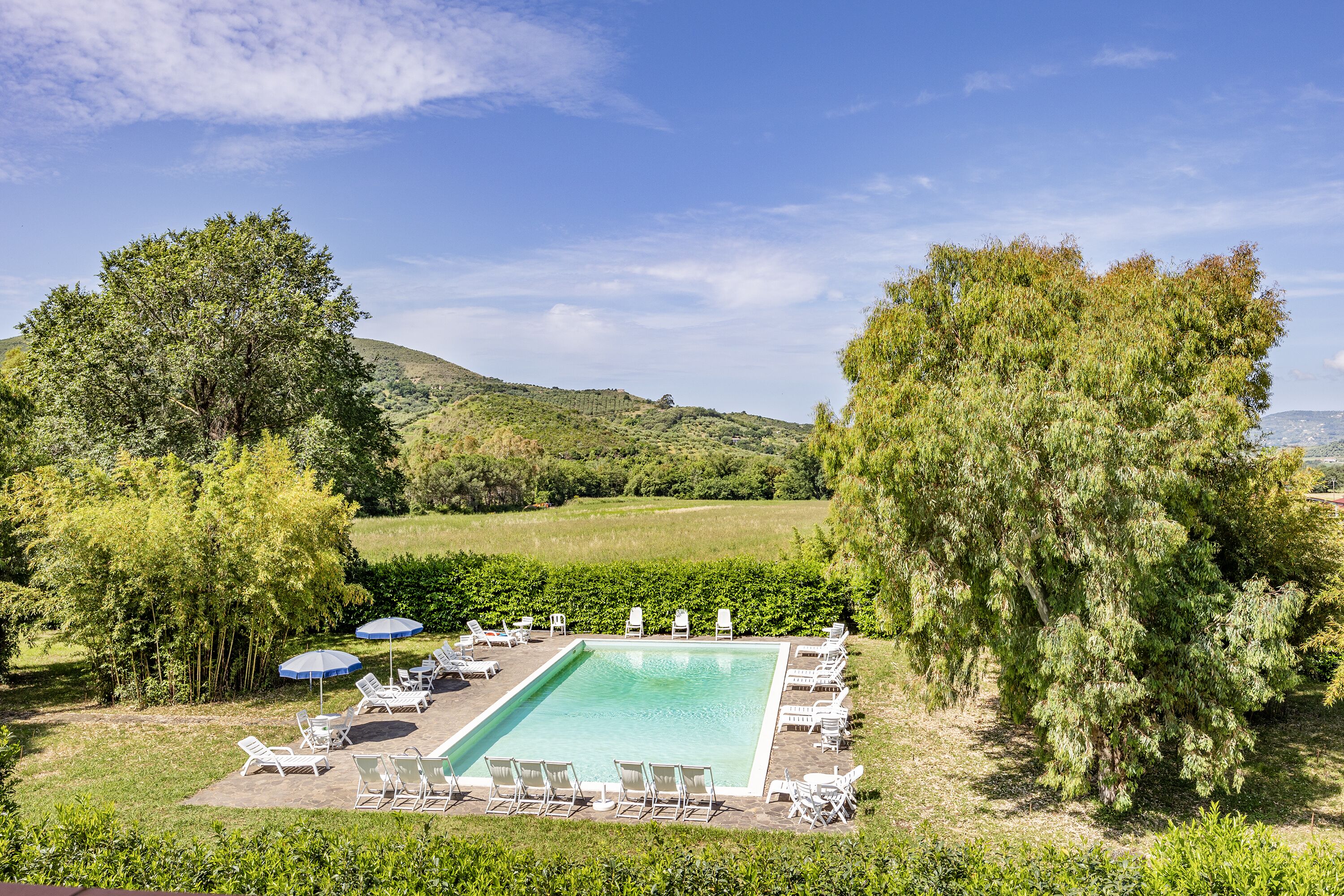 Granaio Orzo In Fattoria Con Piscina