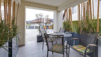 Family Apartment, 1 Bedroom, Mountainside (Wellness Suite Daisy) | Terrace/patio