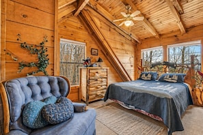 3 bedrooms, free WiFi, bed sheets - Log Cabin Between Pigeon Forge & Gatlinburg | Hot Tub, Game Room, Pet Friendly (Sevierville)
