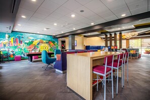 Lobby - Tru By Hilton Mckinney (McKinney)
