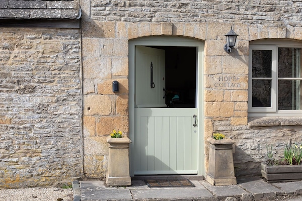 Cottage External, Hope Cottage, Bolthole Retreats