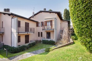 Exterior - Apartment Montebaldo With Pool (Garda)