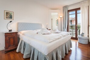 2 bedrooms, iron/ironing board, free WiFi, bed sheets - Apartment Montebaldo With Pool (Garda)