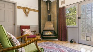 Interior - Carinya Cottage @ Katoomba (Katoomba)