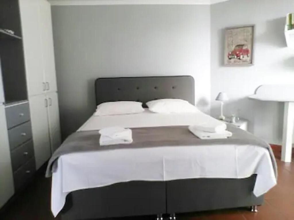 Villa with great view and a few steps away from the beach !!!