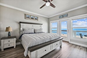 4 bedrooms, free WiFi, bed sheets