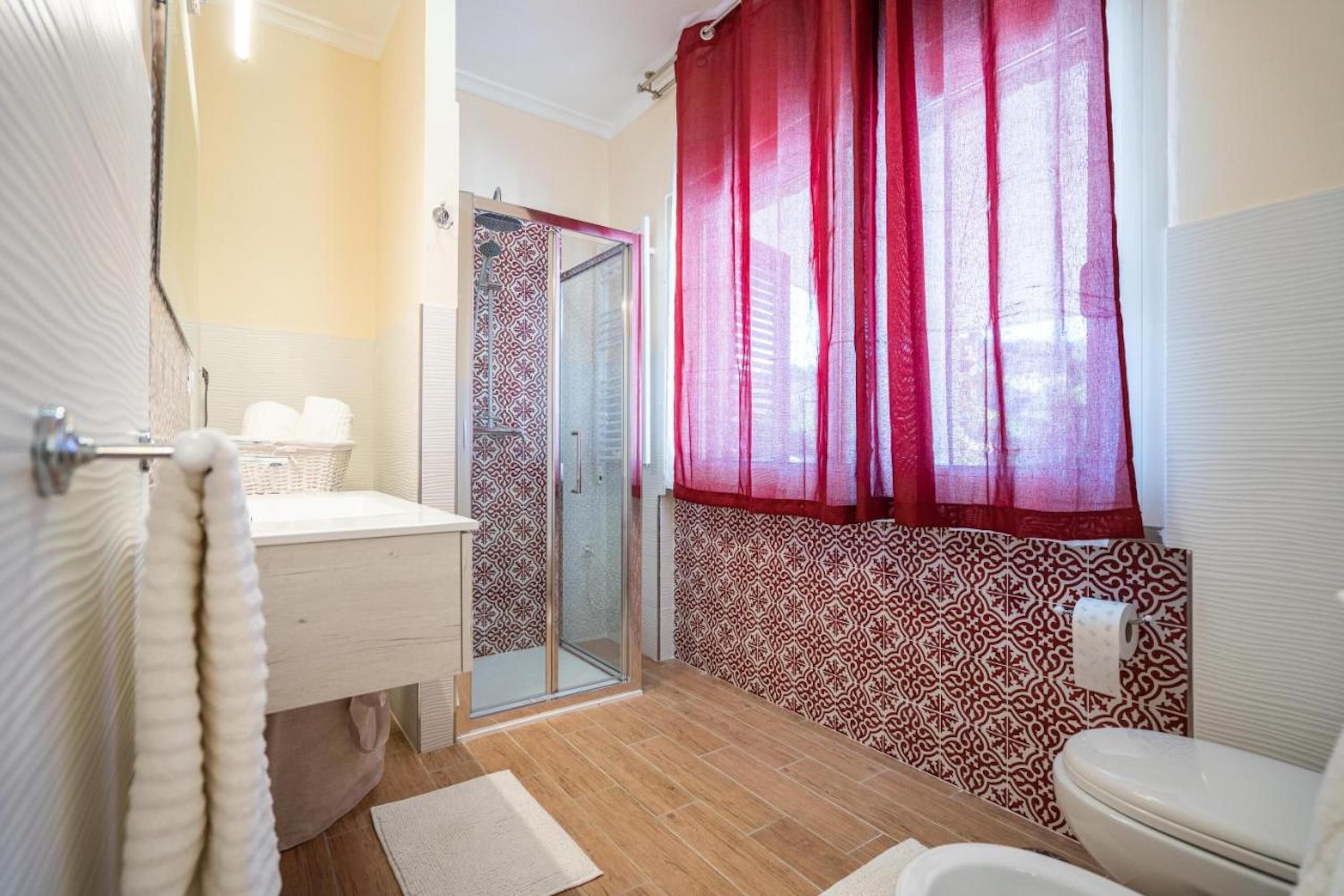 Romantic Apartment With Hot Tub