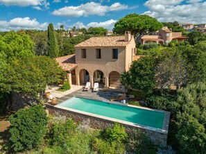 Pool - VILLA CAMELIA- 5 bedrooms, sea view, swimming pool (ALBITRECCIA)