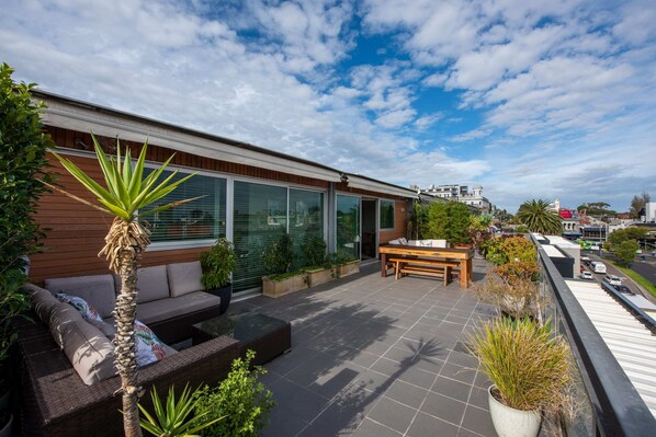 Basic Apartment, 1 Queen Bed | Property grounds - Beautiful 1-bed in St Kilda w/ Parking & Terrace (St Kilda)