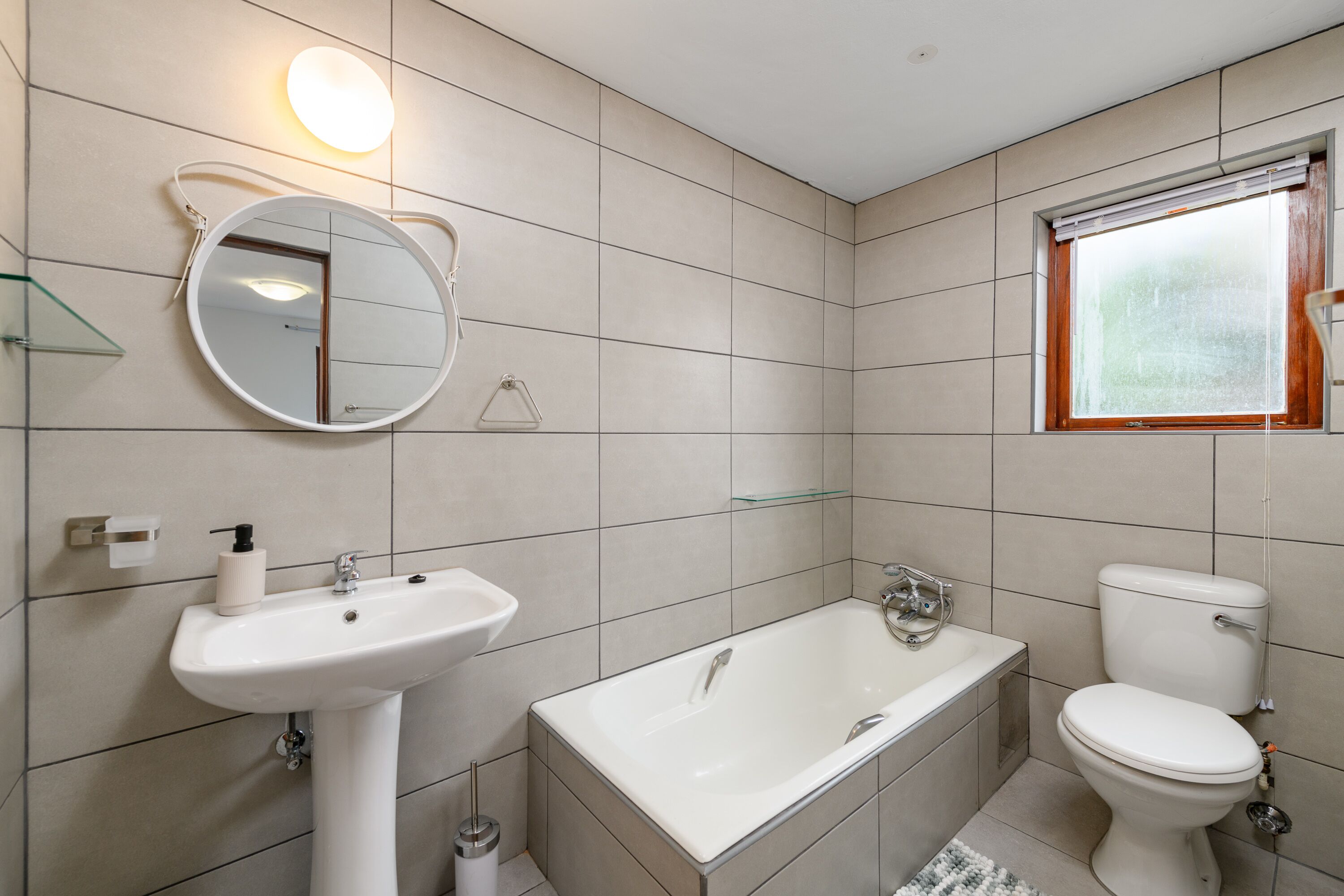 San Lameer Villa 1922