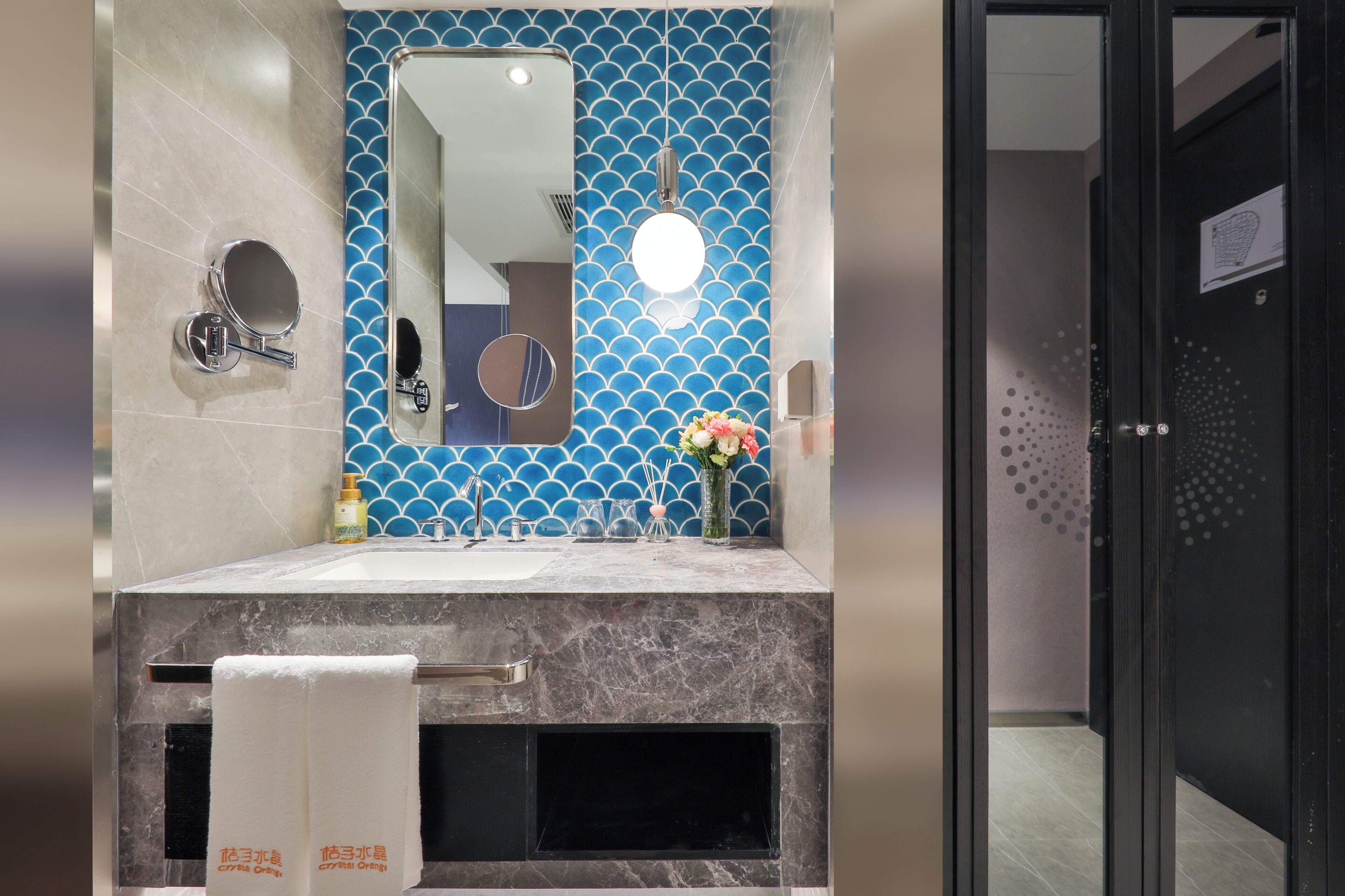 Couette en duvet d'oie, articles gratuits dans le mini-bar