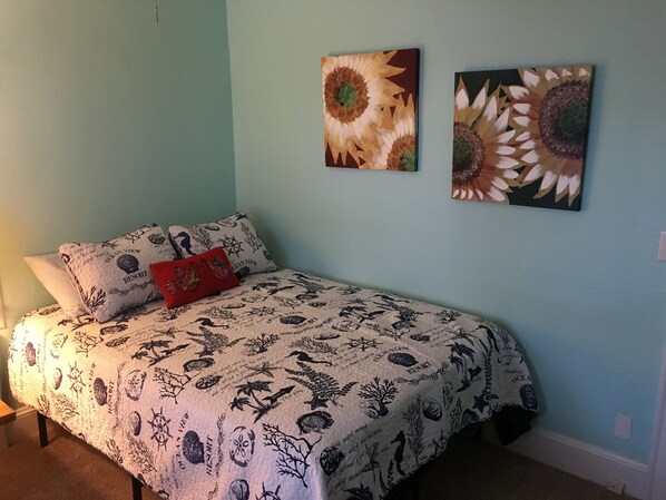 1 bedroom, pillowtop beds, WiFi, bed sheets