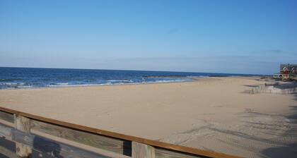 Cozy Suite at the Beach II -30 Days