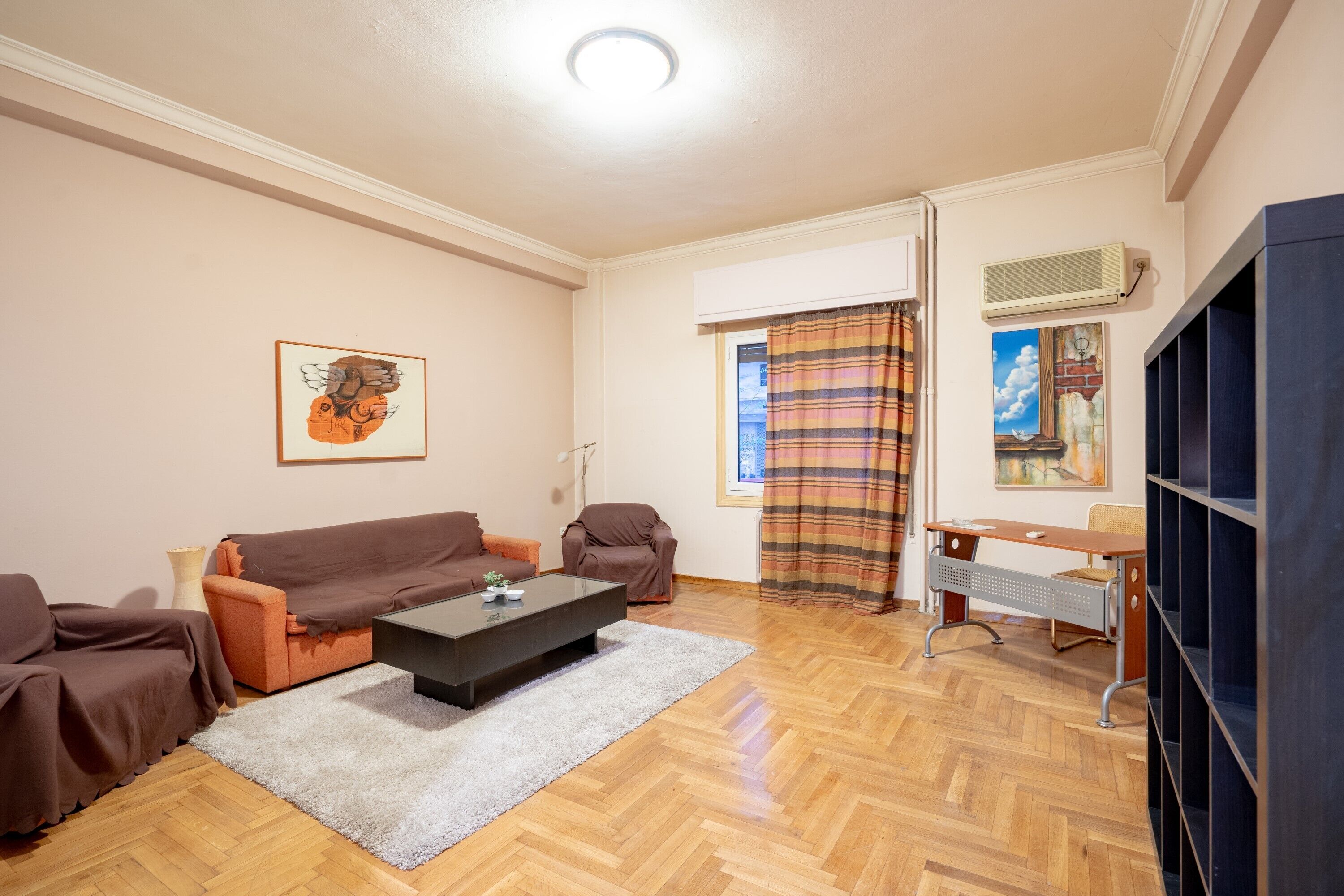 Victoria metro st. 2 bedrooms 4 persons apartment