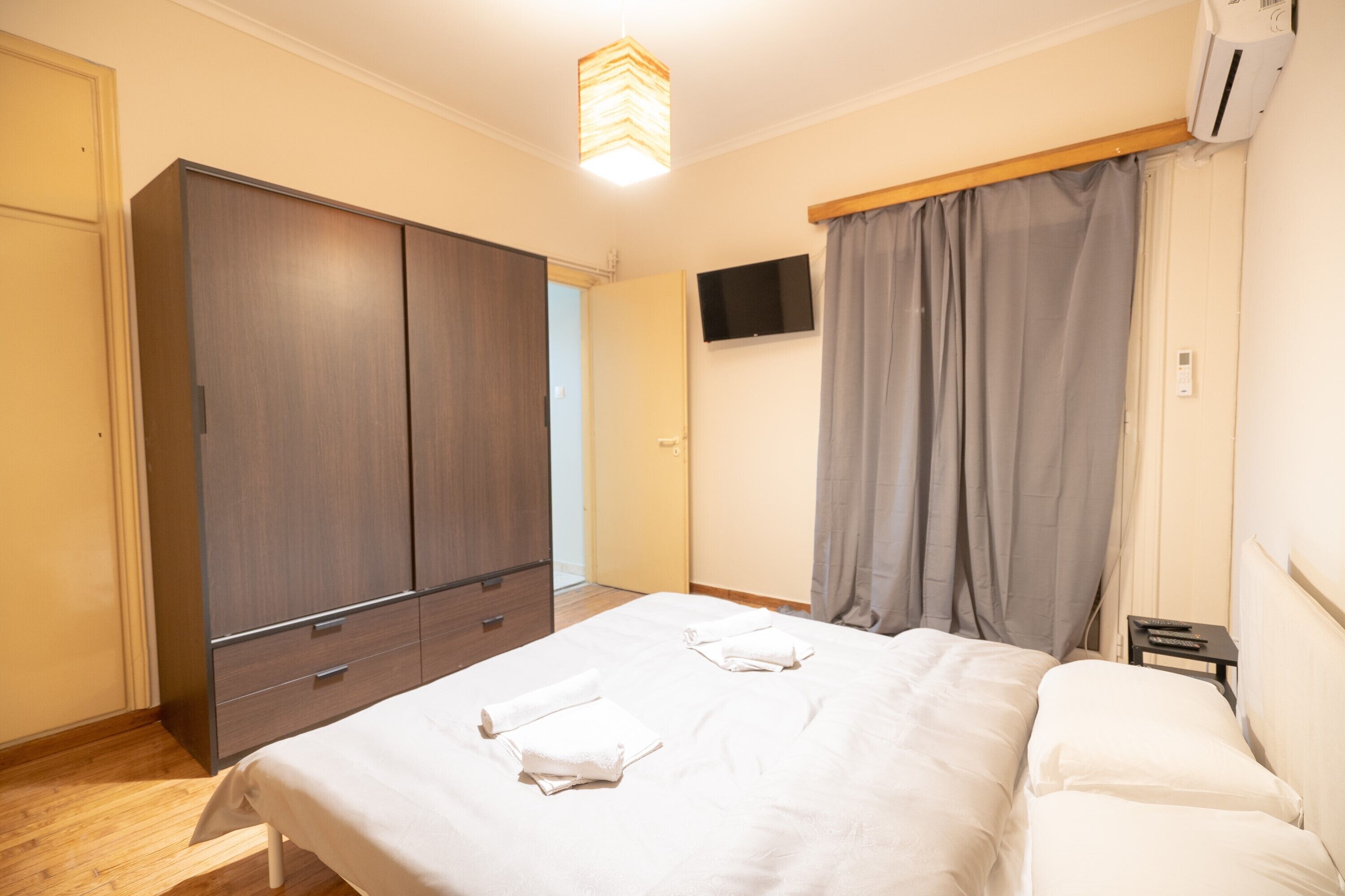 Victoria metro st. 2 bedrooms 4 persons apartment