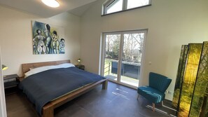 2 habitaciones, tabla de planchar con plancha y wifi gratis 