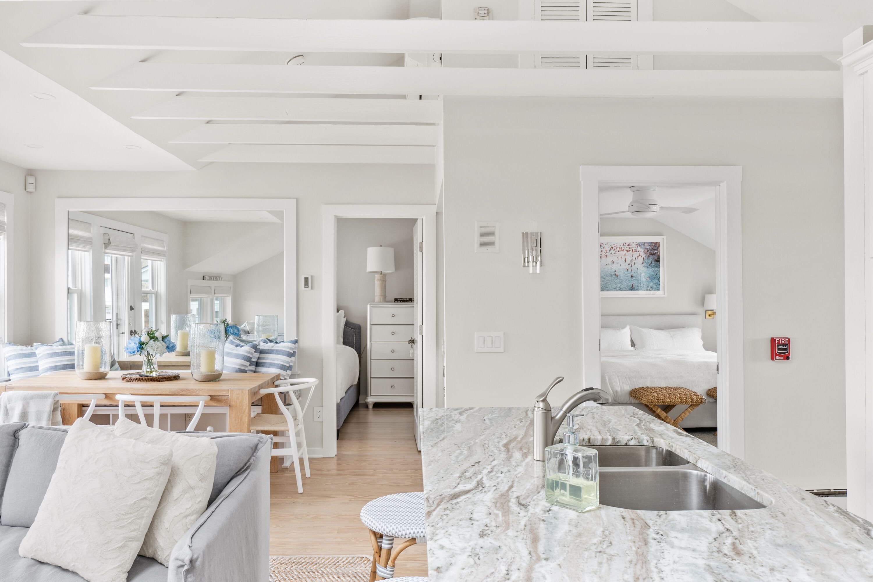 The Saltbox - Watch Hill Waterfront Retreat - Steps from the Ocean - Downtown