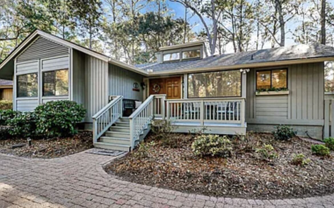 Sea Pines Home- Great Location!