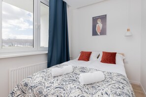 1 bedroom, bed sheets - Apartment Park de Gaulle'a by Renters (Gdansk)
