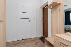 Hallway - Apartment Park de Gaulle'a by Renters (Gdansk)