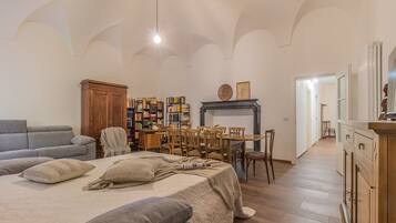 2 camere, ferro/asse da stiro, Wi-Fi gratuito, lenzuola