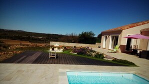 Pool - sur une Colline Belle vue (La palme)