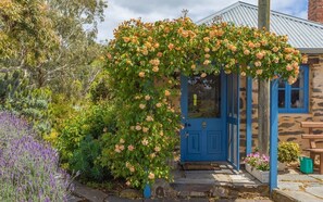 Exterior detail - Brooklands Cottage 60 Heysen Rd Port Elliot (Port Elliot)