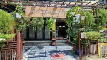 1 dormitorio, ropa de cama de alta calidad, edredones de plumas