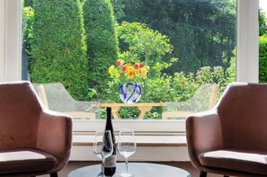 Chambre Double, patio