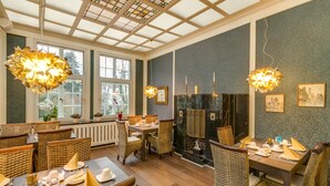 Unclassified image, 2 of 21, button - Monopol Boutique Hotel (Bremen)