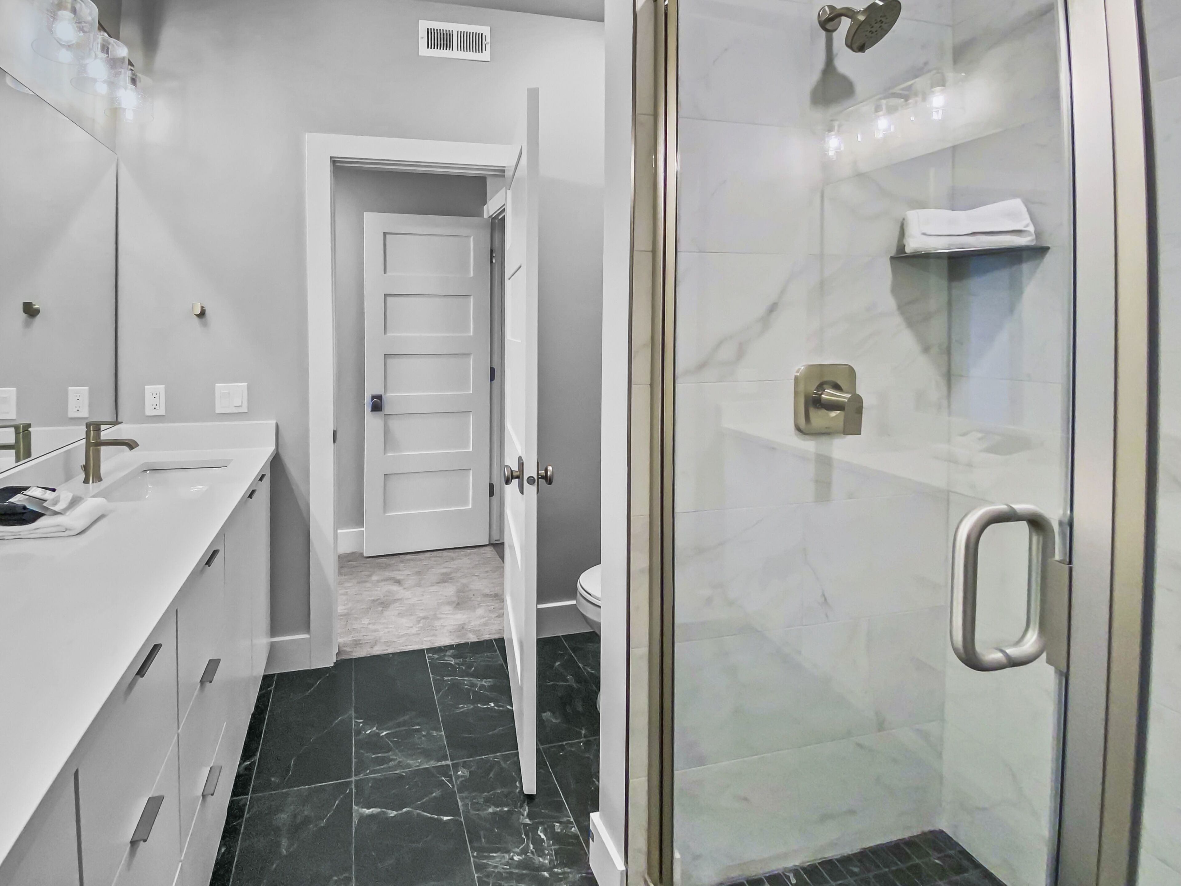 Jordanelle Mountain Paradise 204 3 Bedroom Condo by Redawning