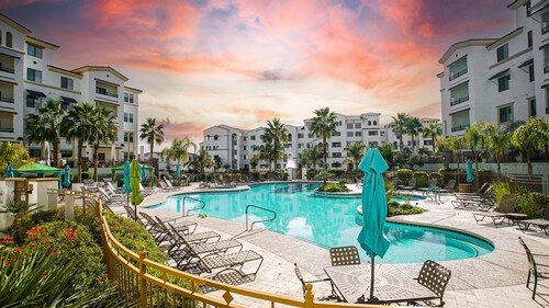 Queen Creek #446 Chandler 3 Bedroom Condo by RedAwning