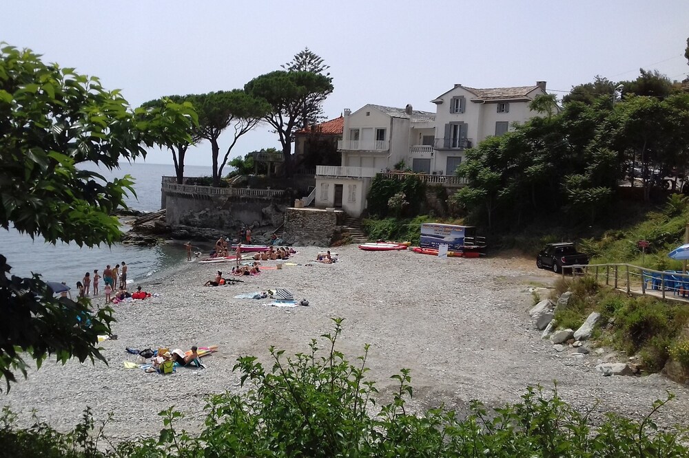 Pleasant studio at the beginning of Cap Corse