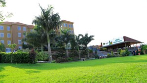Terrace/patio - Lishi Resort Hotel (Kampala)
