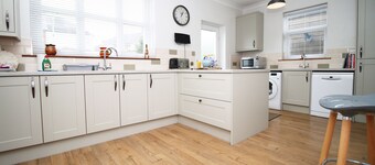 Nessas Nook by Tŷ SA - Newport