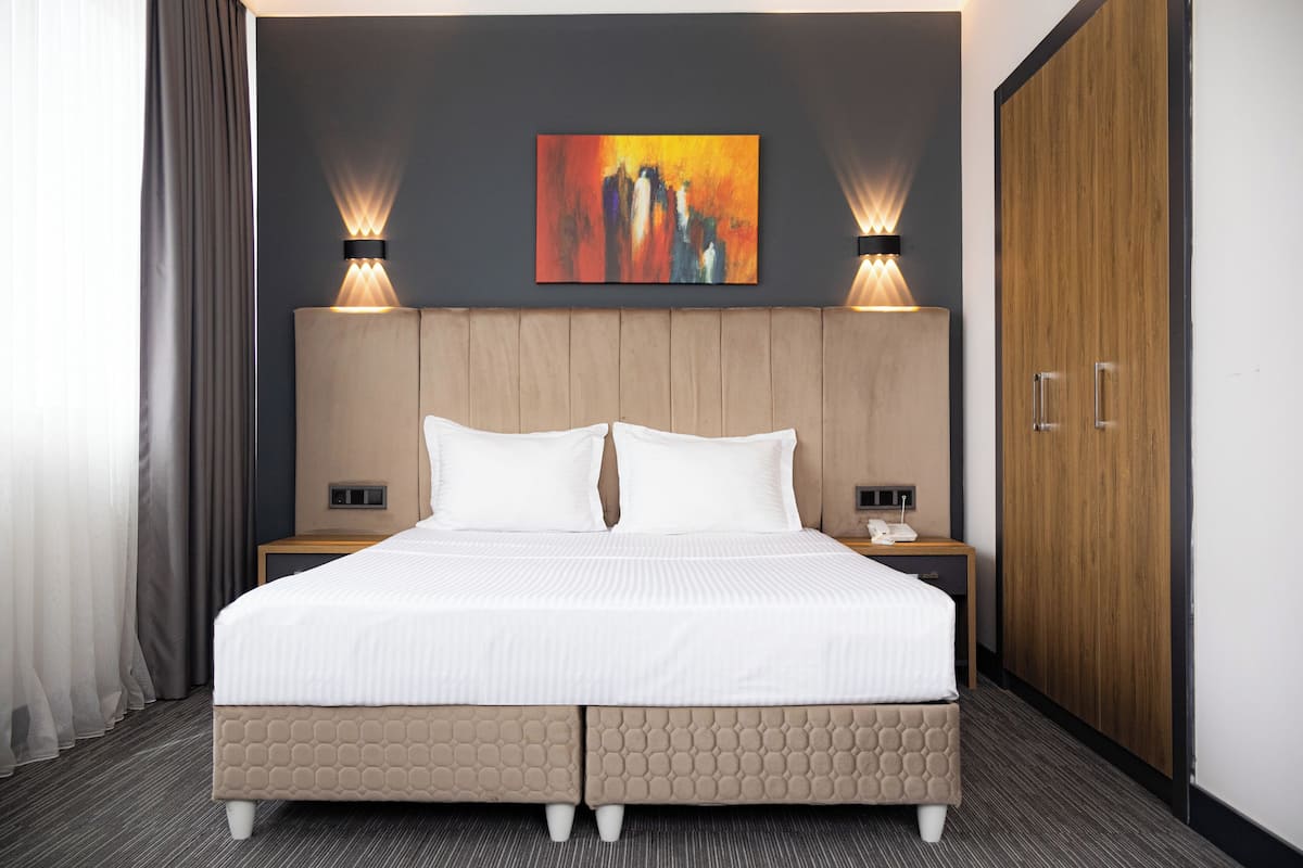 Standard Suite