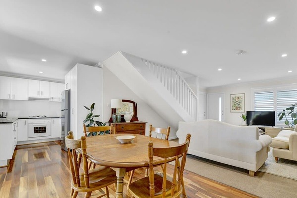 Warrendine Bliss | Romantic Couples Retreat, CBD